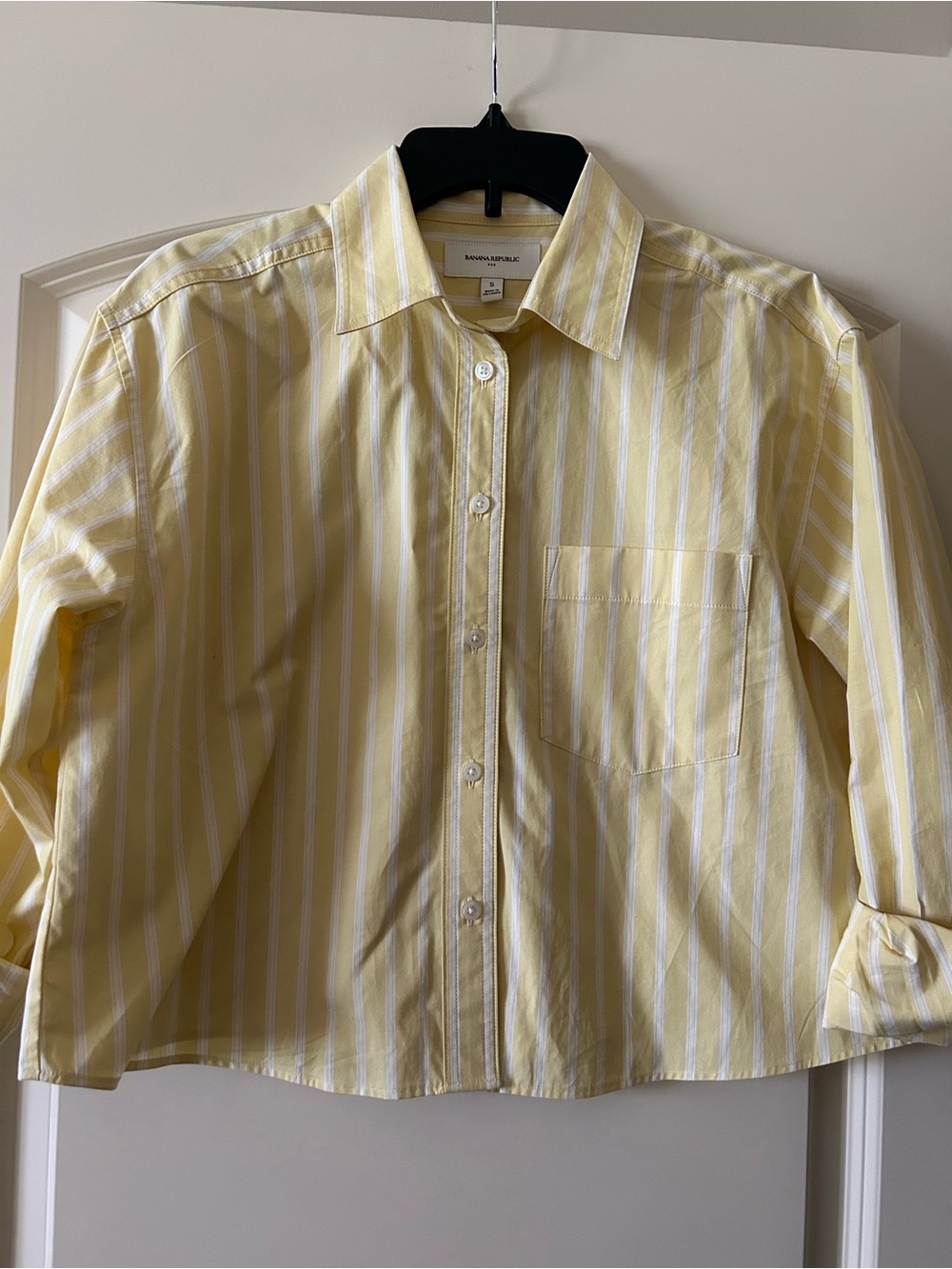 Banana Republic Cropped Poplin Shirt - Picture 5 of 8